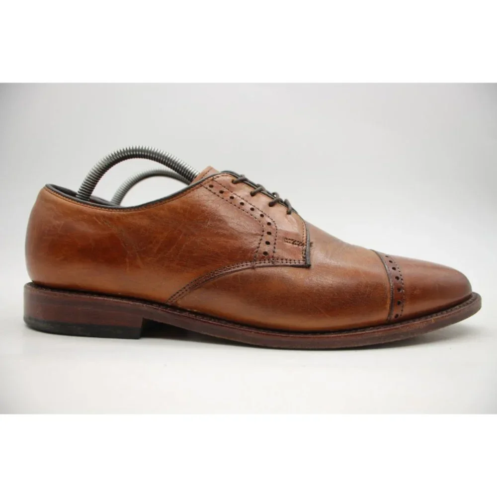 Allen Edmonds Men's Clifton Oxford Size 9.5 D Dress Shoe Walnut Brown Cap Toe